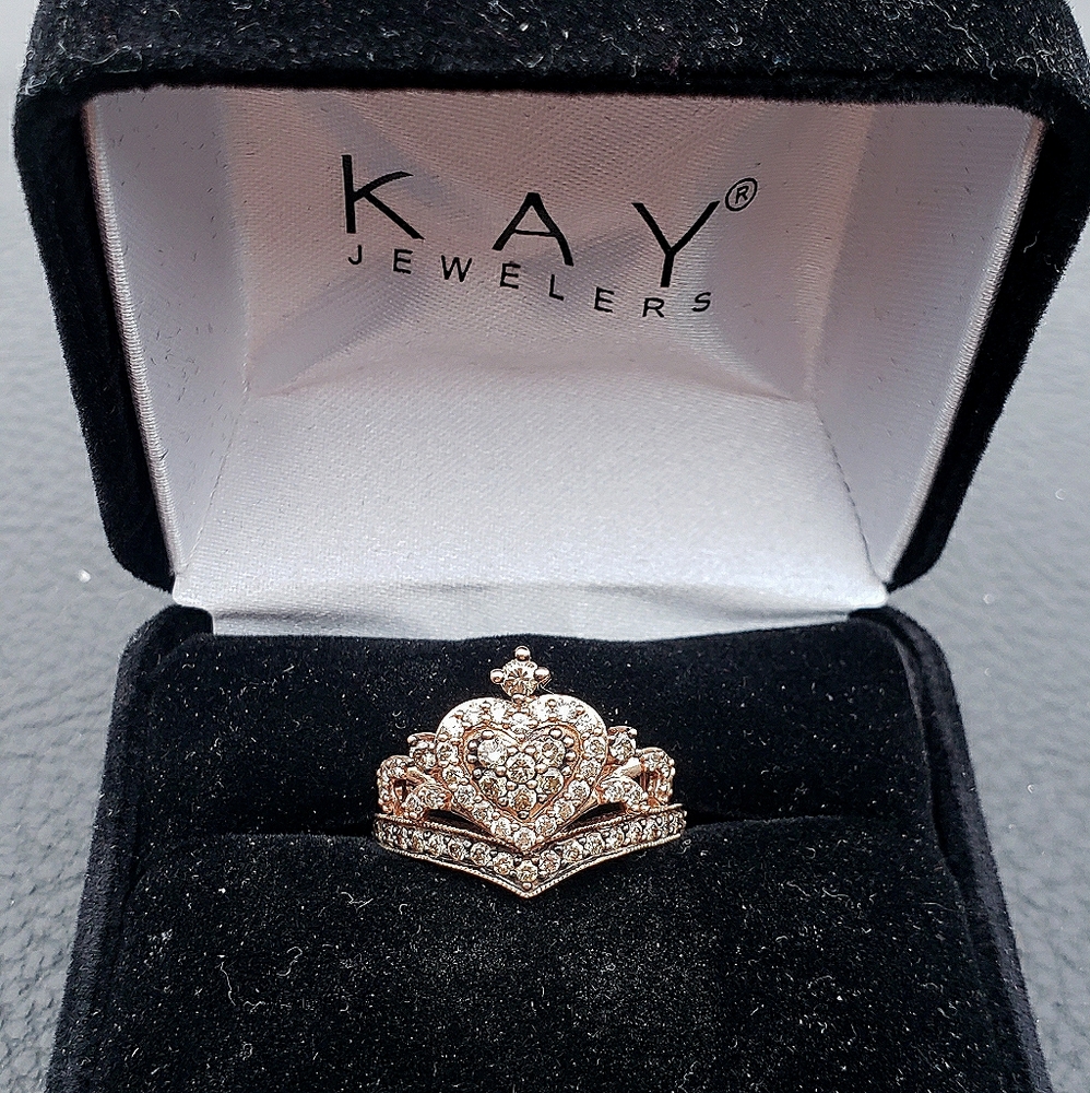 Engagement/ Diamond ring